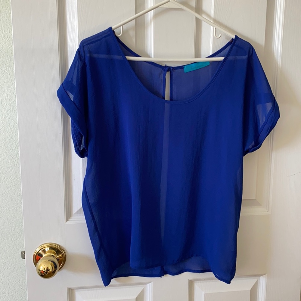 Blue top with open back